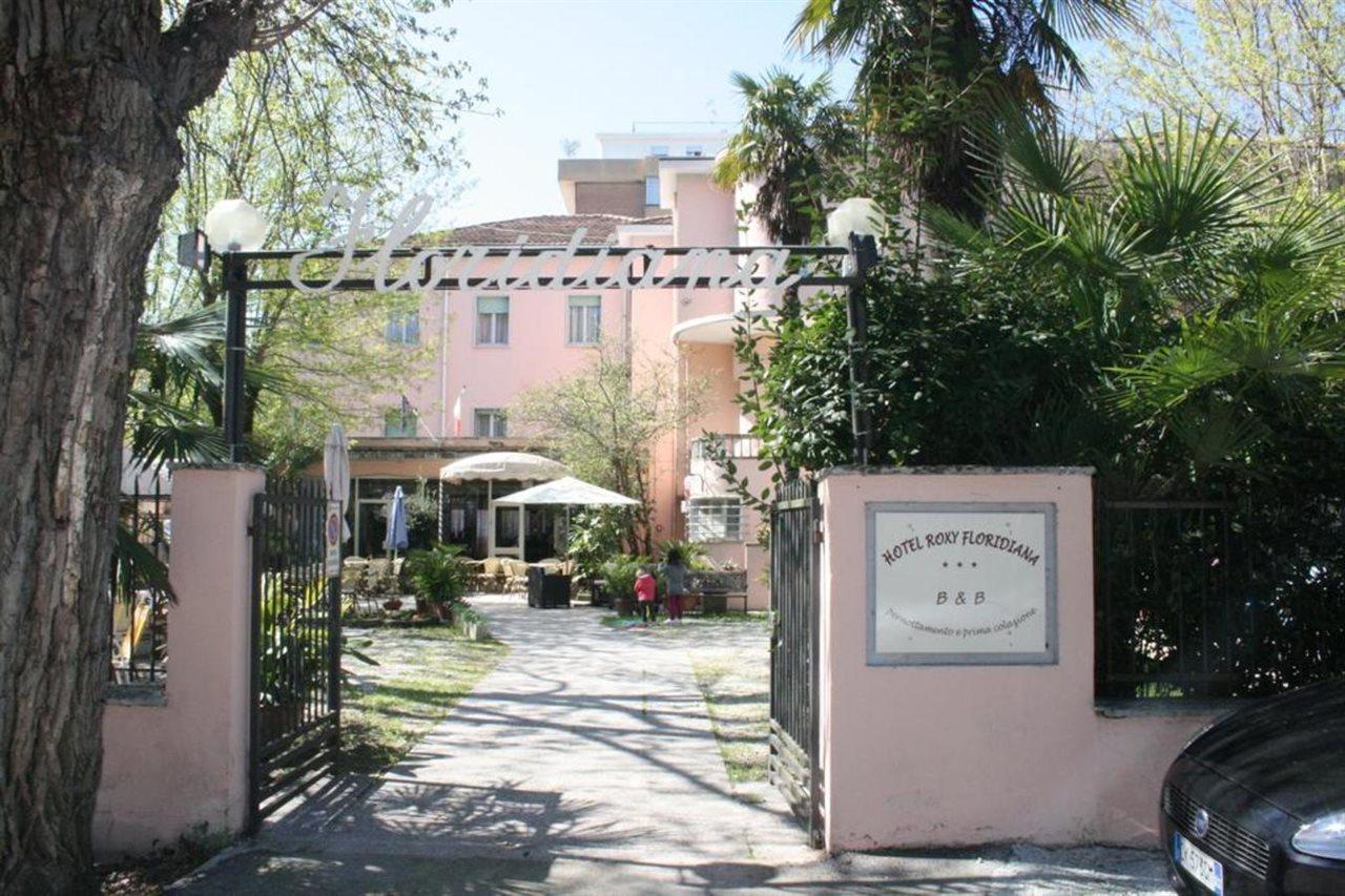 רימיני Hotel Roxy Floridiana מראה חיצוני תמונה